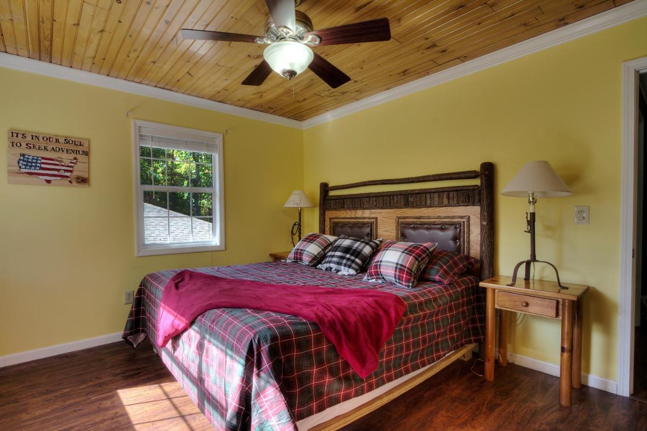 5Bedrooms*4King Beds*Outstanding Location*Hottub* Sevierville Exterior foto